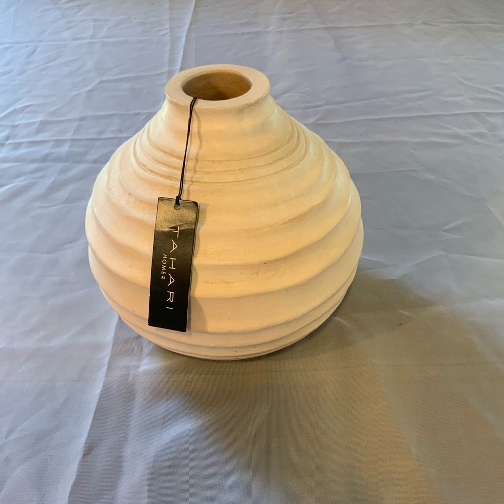 Tahari Home Beige Ribbed Vase